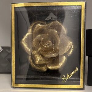 Luxury Rebel Gold Rose Accent